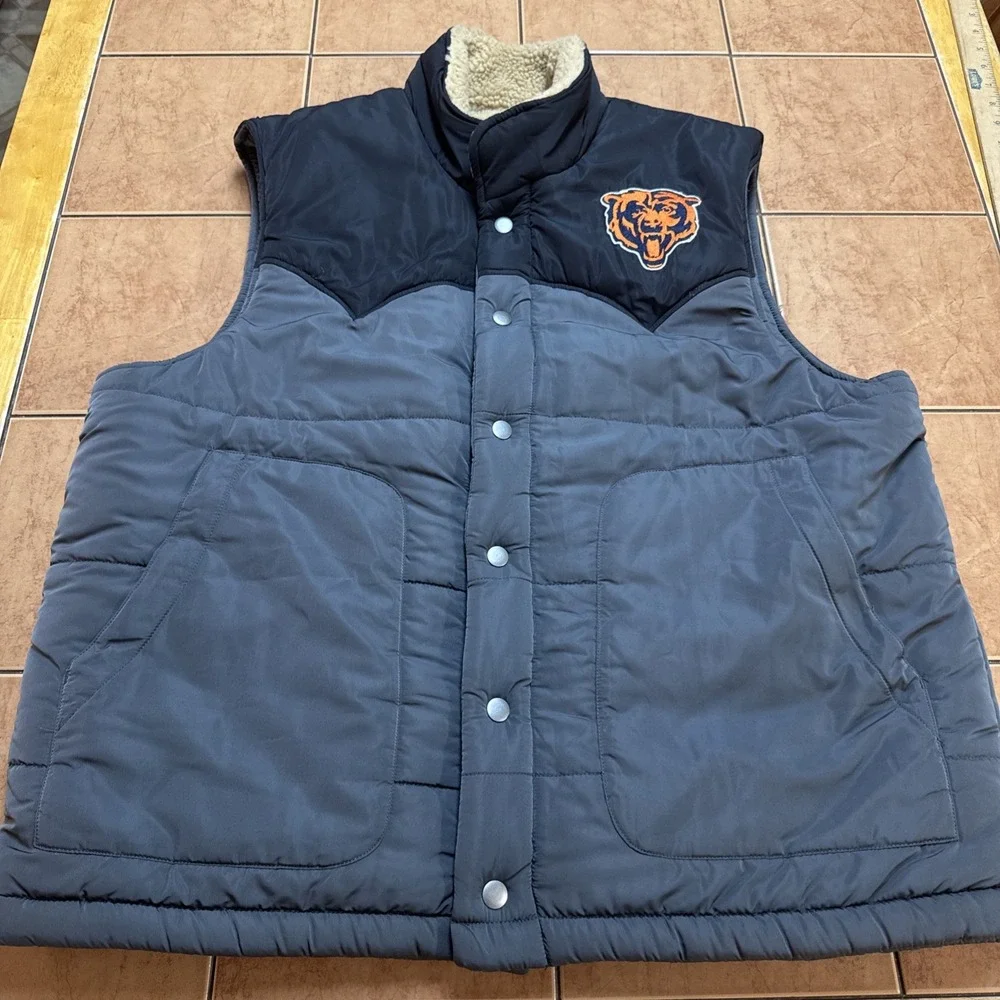 Men's Sz Large Chicago Bears NFL x Darius Rucker Gray Black Vest Sherpa Lined